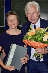 Zum Artikel "Professorin Dorothee Volkert mit dem Ehrenpreis der Rolf-und-Hubertine-Schiffbauer-Stiftung ausgezeichnet"